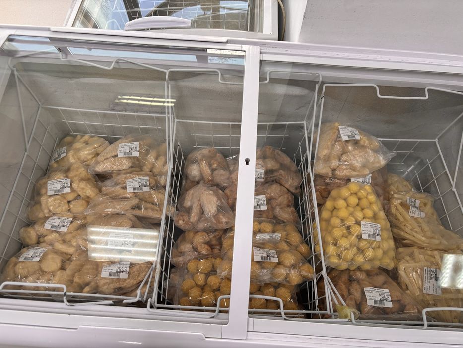 Продам витринные лари