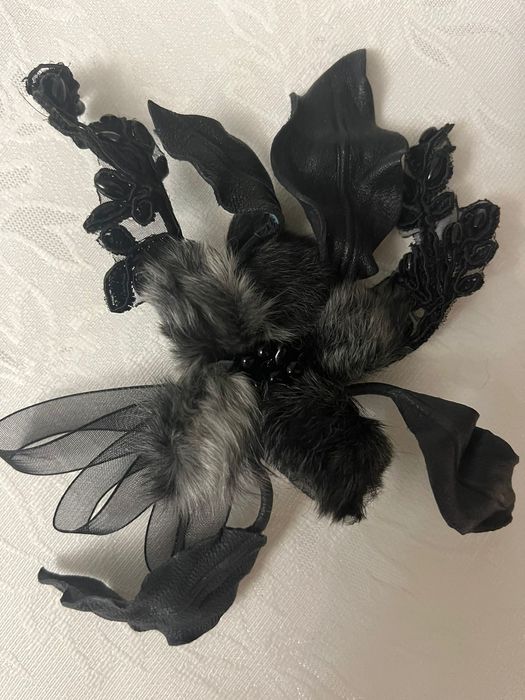 Броши из натуральных материалов