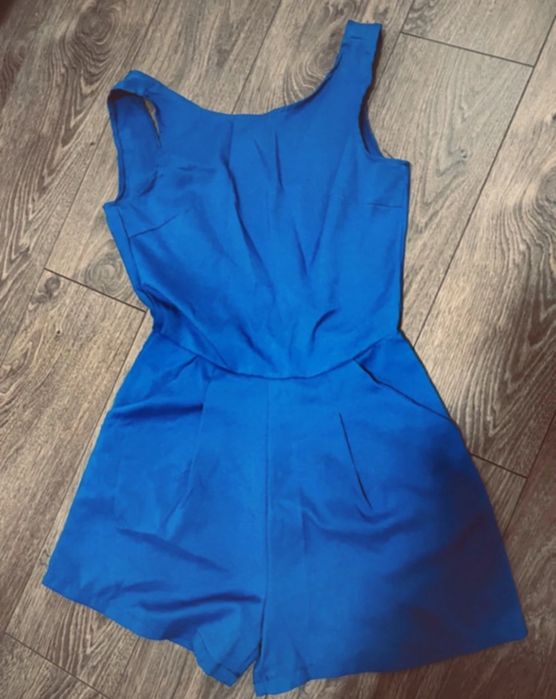 Salopeta scurta Atmosphere