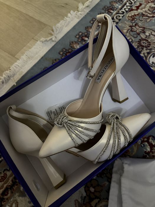 Продам красивые туфельки