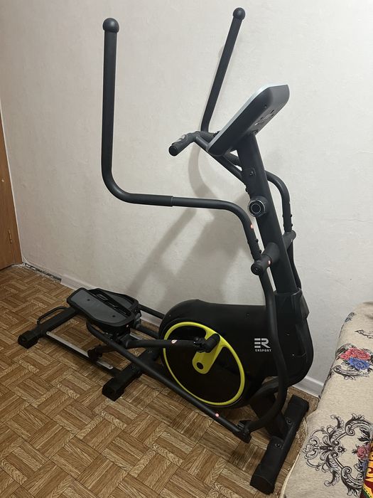 Эллиптический тренажер