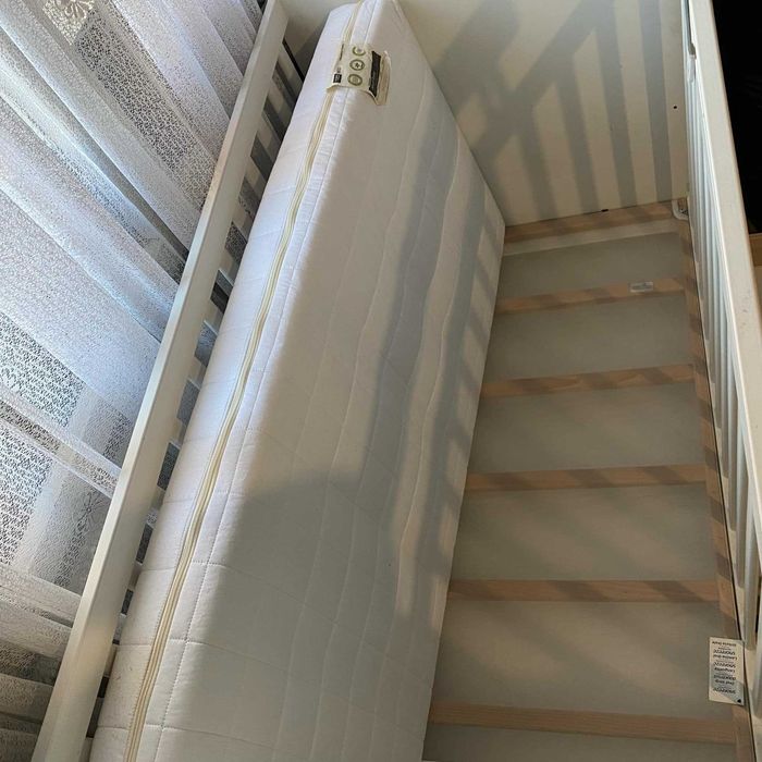 Бебешко легло с матрак