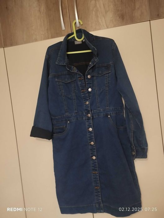 Плътна дънкова рокля размер М