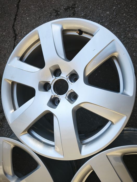 17" оригинални алуминиеви джанти за Audi A4, A6...