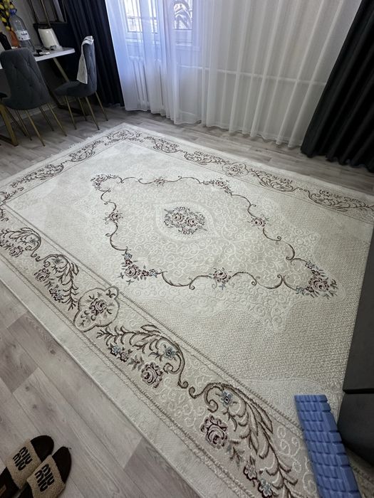 ковер 250x400 белый после химчистки