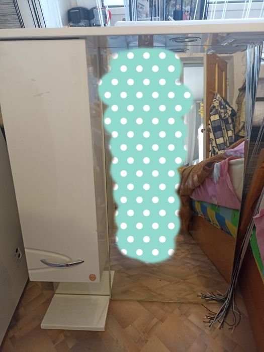 Шкафчик навесной в ванную