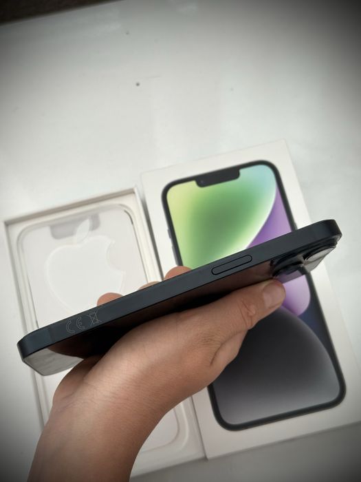 Iphone 14 в перфектно състояние