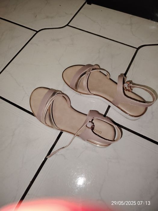 Детски сандали  от естествена кожа