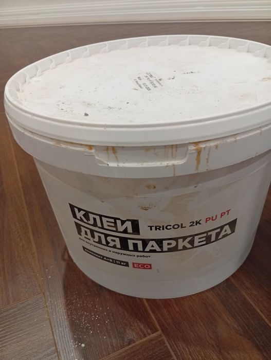 Краски для потолка и стен