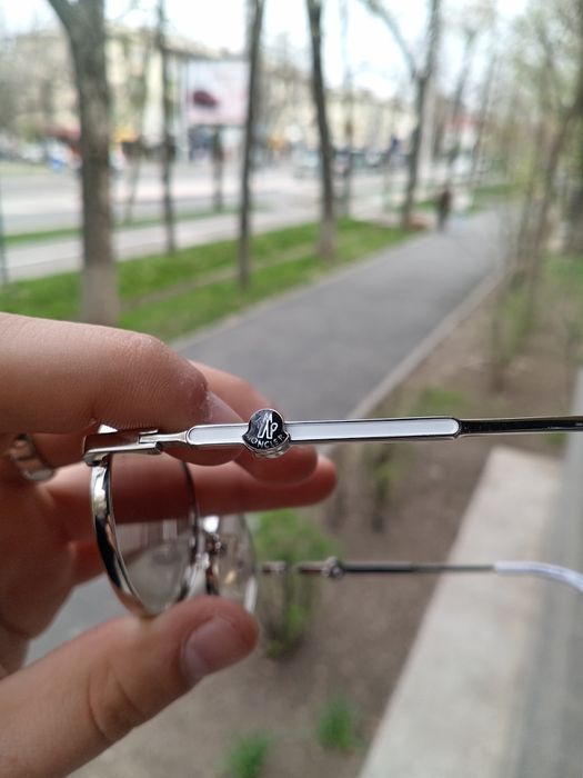 Продам Очки Moncler женские