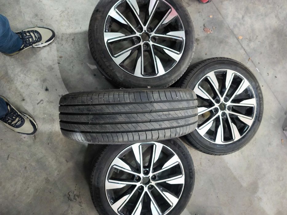 Джанти за Рено, Нисан с гуми като нови