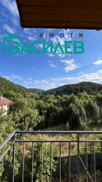 Продава КЪЩА област София, гр. Сливница с. Гълъбовци