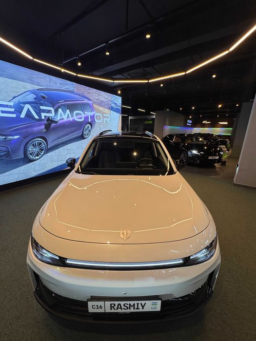 Leapmotor C16 EV 580 | Avtosalondan choyxona - sovg'aga