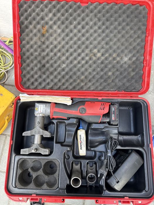 Vind presa axiala Maincor AXP102AXI