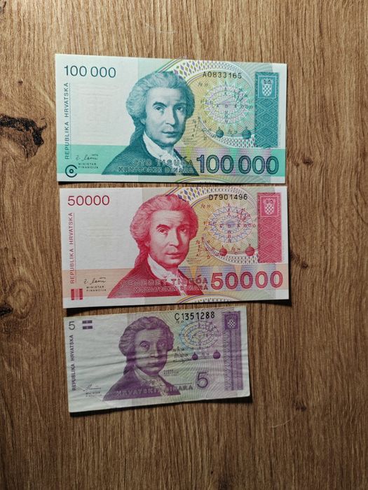 Vând bancnote din Croația