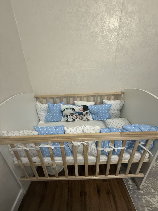 Продам детскую кроватку