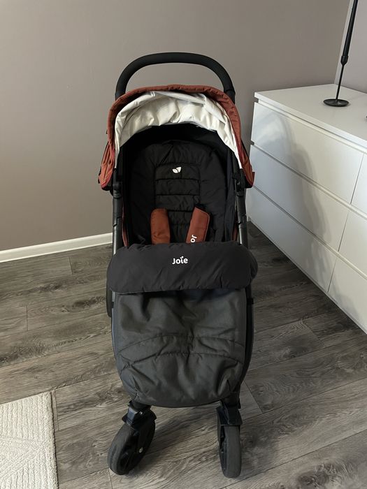 Коляска Joie Litetrax