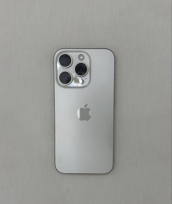 Apple iPhone 15 Pro 256 ГБ Natural Titanium