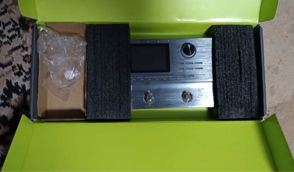 Mooer GE200 — гитарный процессор