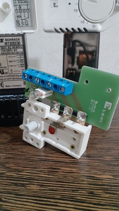 Термостат, пульт, реле. Пр. Румыния
