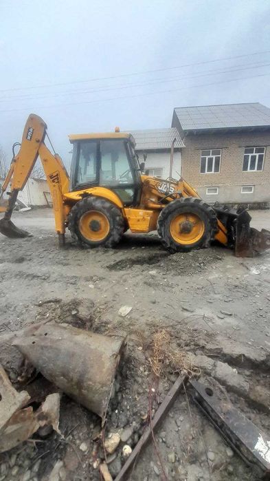 ЖСБ 4X4 XOLATI ZUR Mator yog' yemaydi