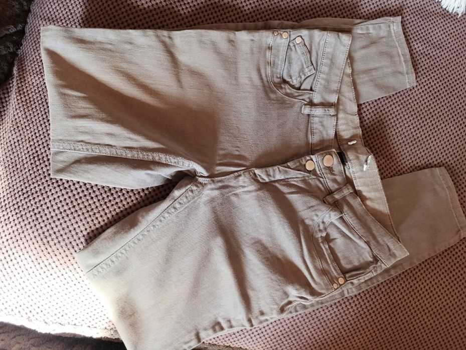 Дамски дънки и панталони размер 38 и 40