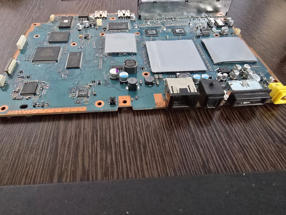 Piese pentru playstation 2 slim plus controller  nefunctional