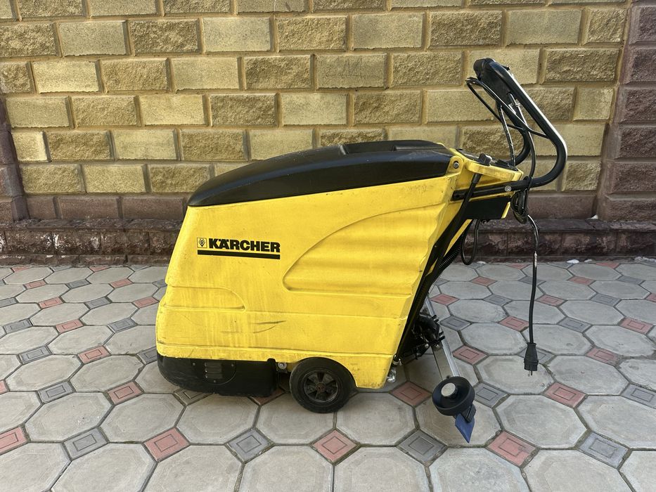 Поломоечная машина Karcher BD 530