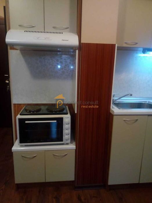 Дава се под наем Едностаен апартамент в Пловдив, Южен - 35 кв.м за 220 € - Снимка #4