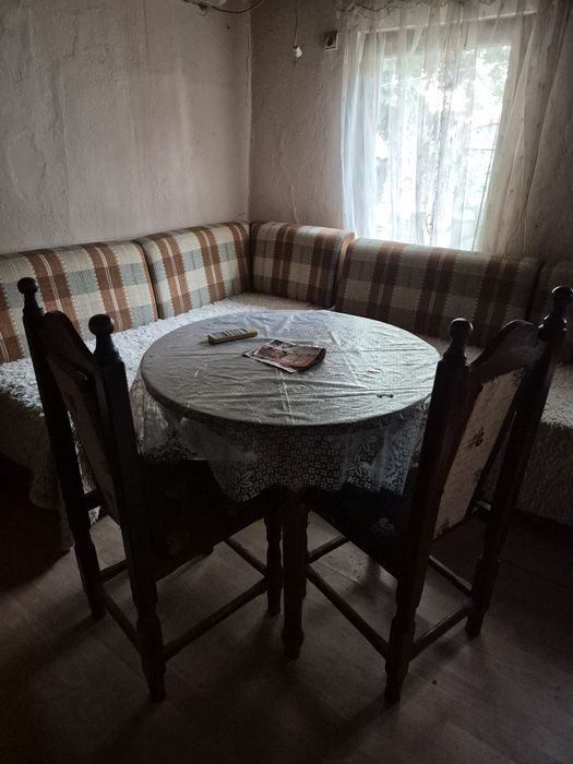 Покъщнина и мебели