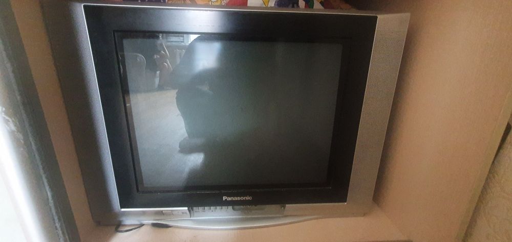 Продам телевизор