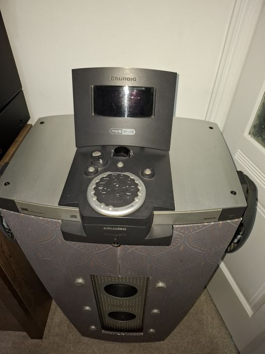 Grundig Perforhing Arts sistem audio