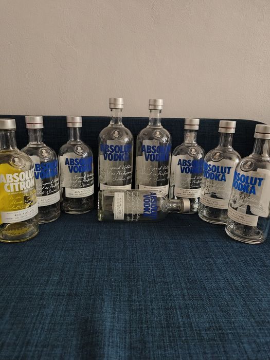 Бутылки стеклянные