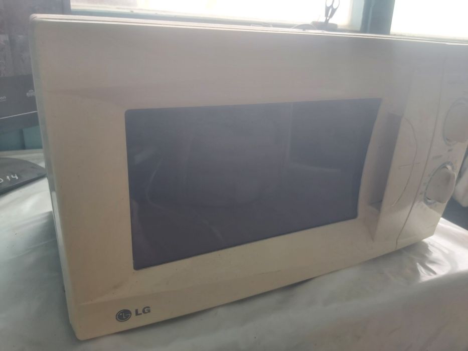 Микровалновыи печка LG