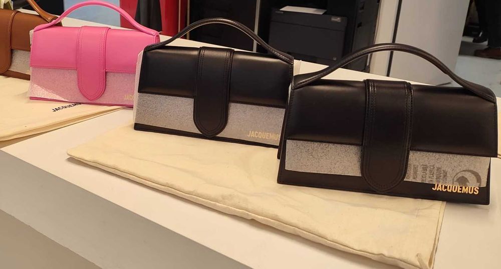 Оригинална кожена чанта Jacquemus Le Grand Bambino
