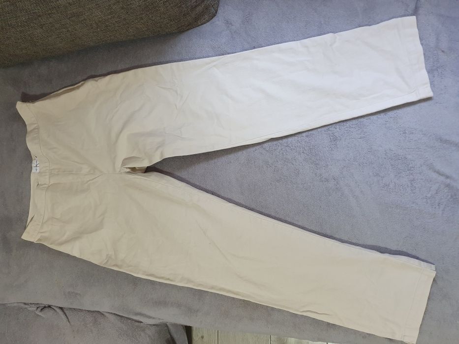 Pantaloni damă Calvin Klein Jeans – bej – mărimea 12 US / 42-44 EU