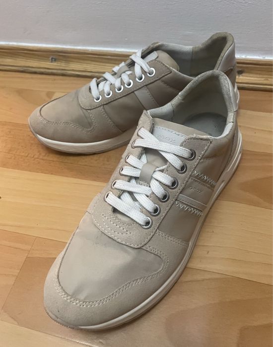 Кроссовки 38 размер демисезон Geox