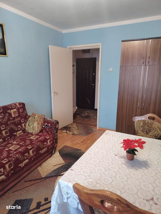 2 Camere mobilat pe str Miron Costin