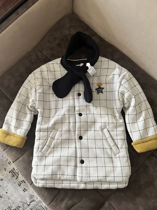 Продается куртка на мальчика 3,5-4,5 года