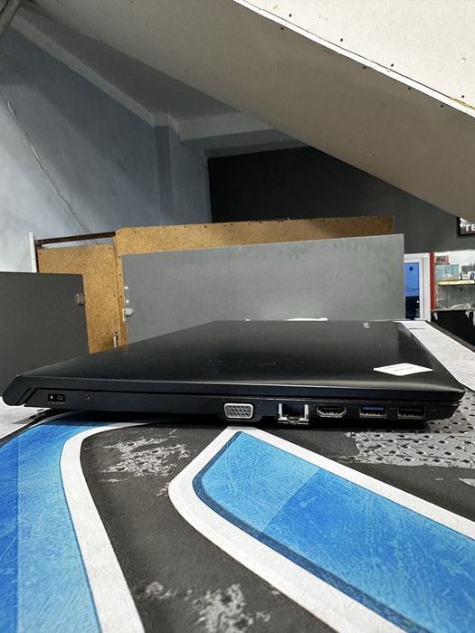 Офисный ноутбук Lenovo