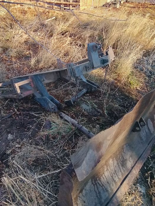 Лопата на трактор