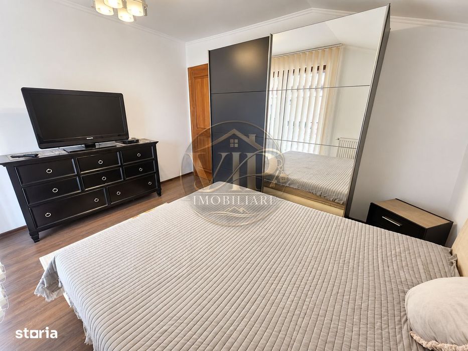 Casa tip duplex  cu 4 camere,210 mp teren,Zona Arex