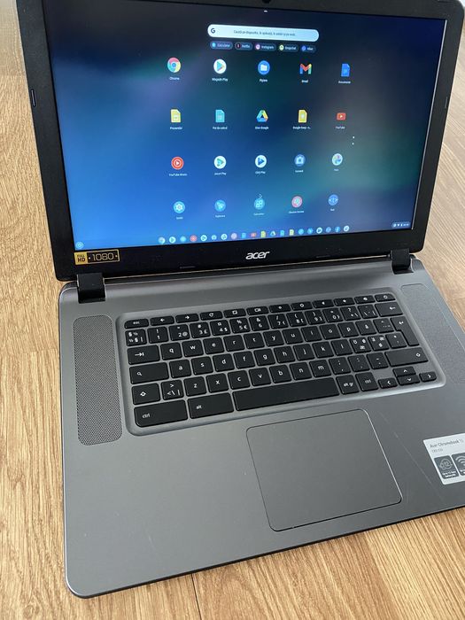 Laptop Acer Slim ChromeBook display 15,6 led,4gb ram,MMc disk baterie buna vine cu incarcator