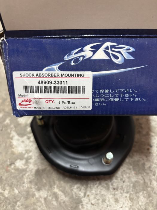 Опоры передние камри 10