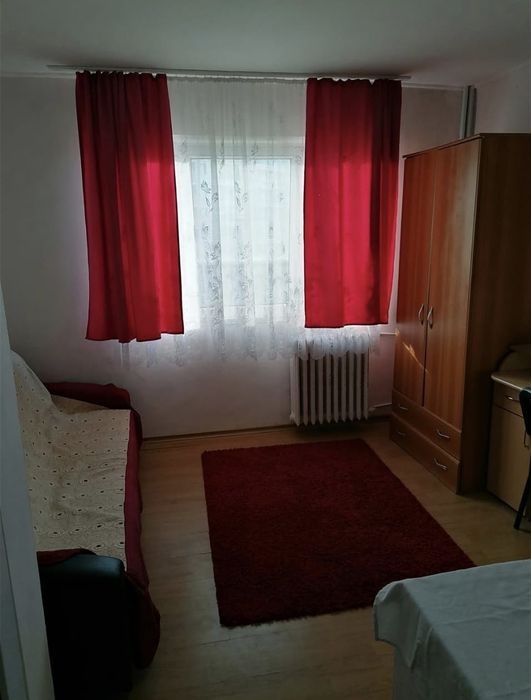 Garsonieră de închiriat Podu Roș - Mobilată și utilată complet – Proprietar, fără comision