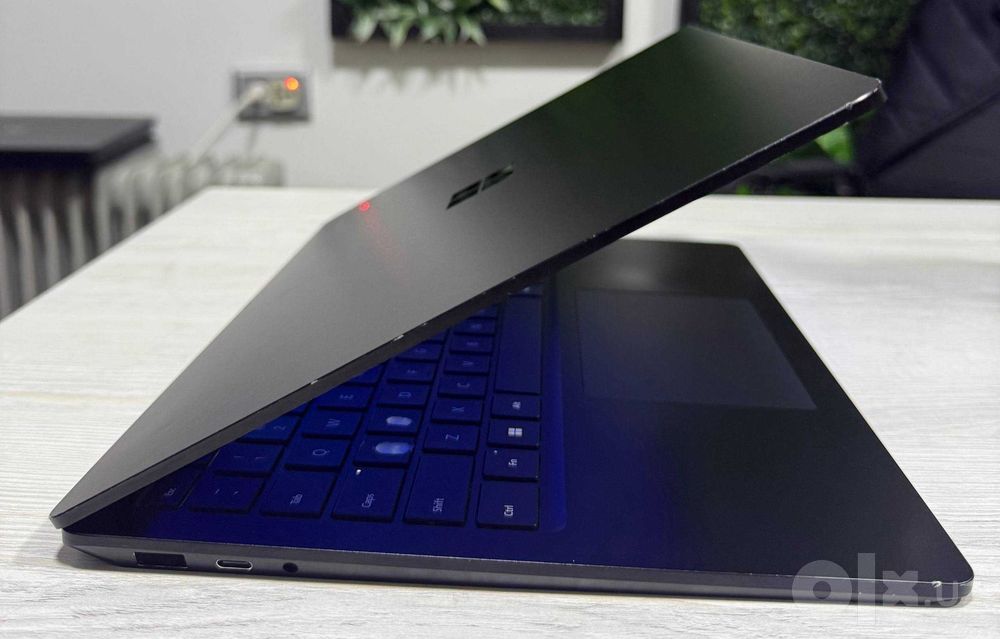 Microsoft Surface Laptop 4 / 13"5 2K Сенсор/ AMD Ryzen 7 16GB/512GB