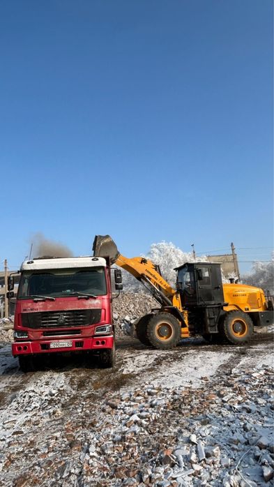 Услиги самосвал Howo 25т