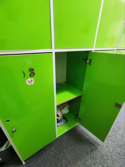 Срочно продается шкаф для детской одежды в детский сад.