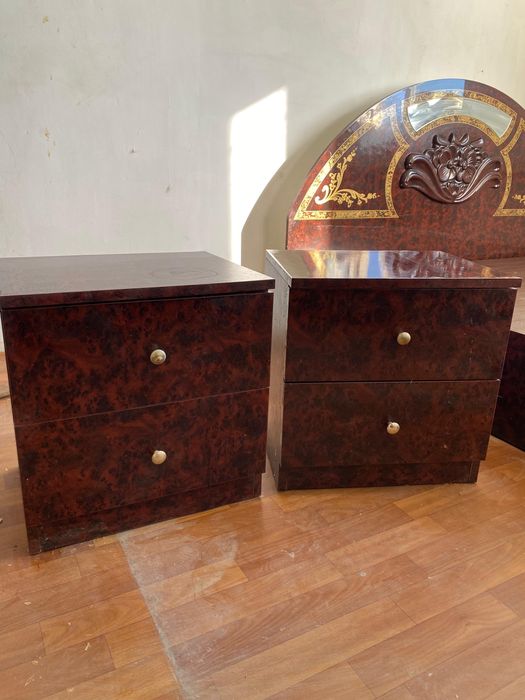 Продам спальный гарнитур