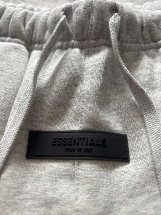 Къси панталони Essentials SS22
